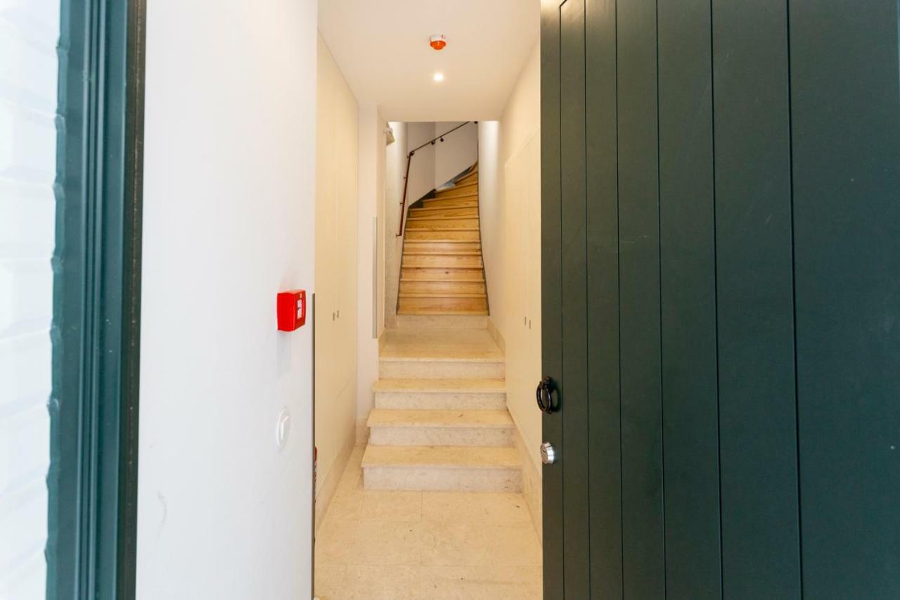Joivy Wonderful 2Br Flat In The City Centre Lisbona Esterno foto