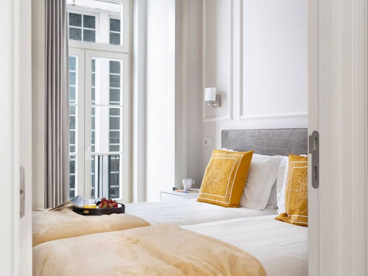 Joivy Wonderful 2Br Flat In The City Centre Lisbona Esterno foto
